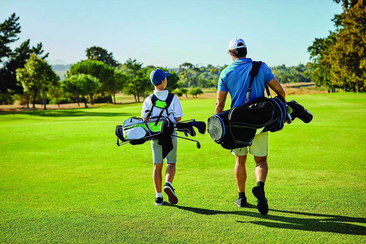 The following are some strategies parents can try to get their youngsters more interested in the game of golf.