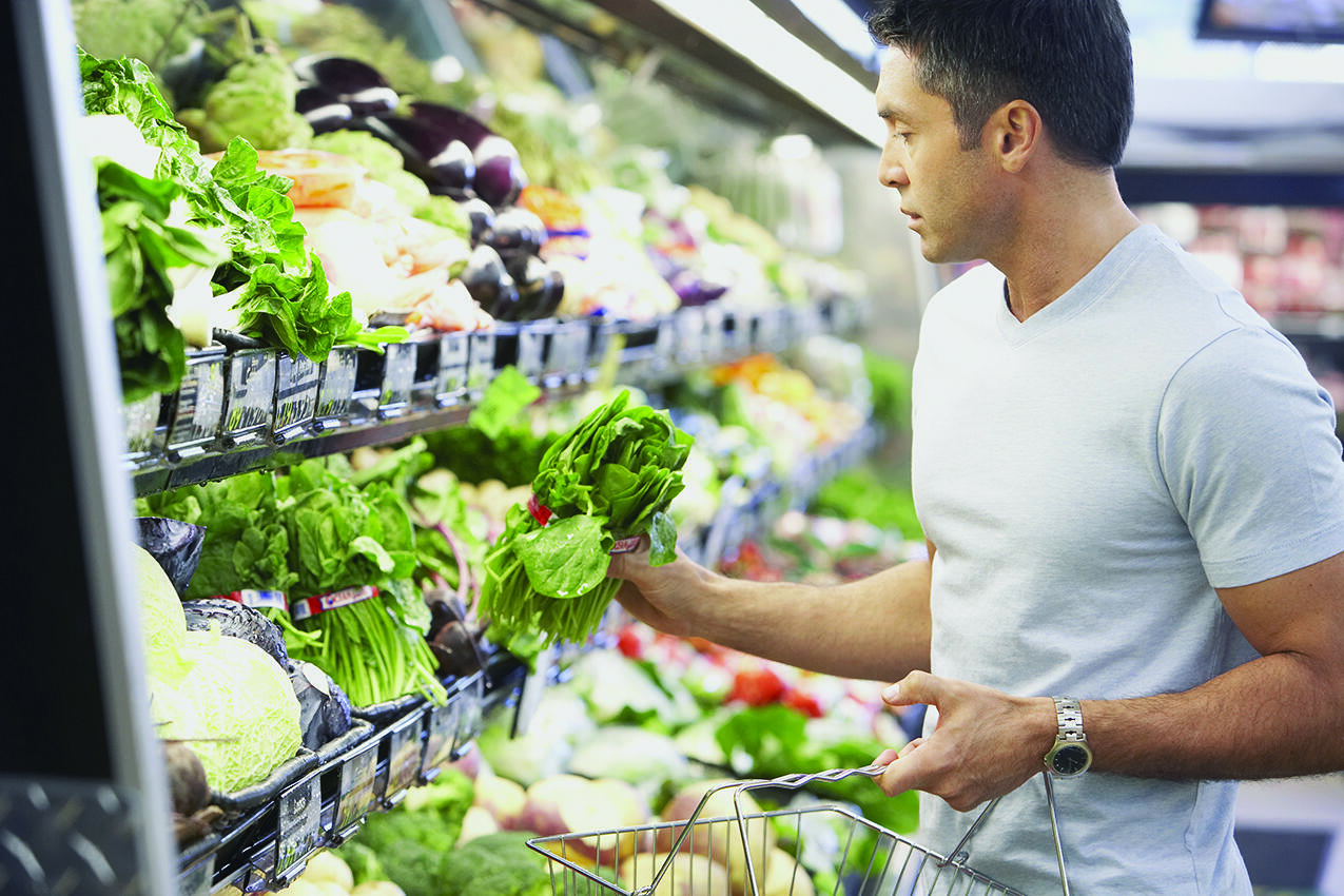These dietary tips, courtesy of the NCI, can help cancer patients navigate diet during treatment.